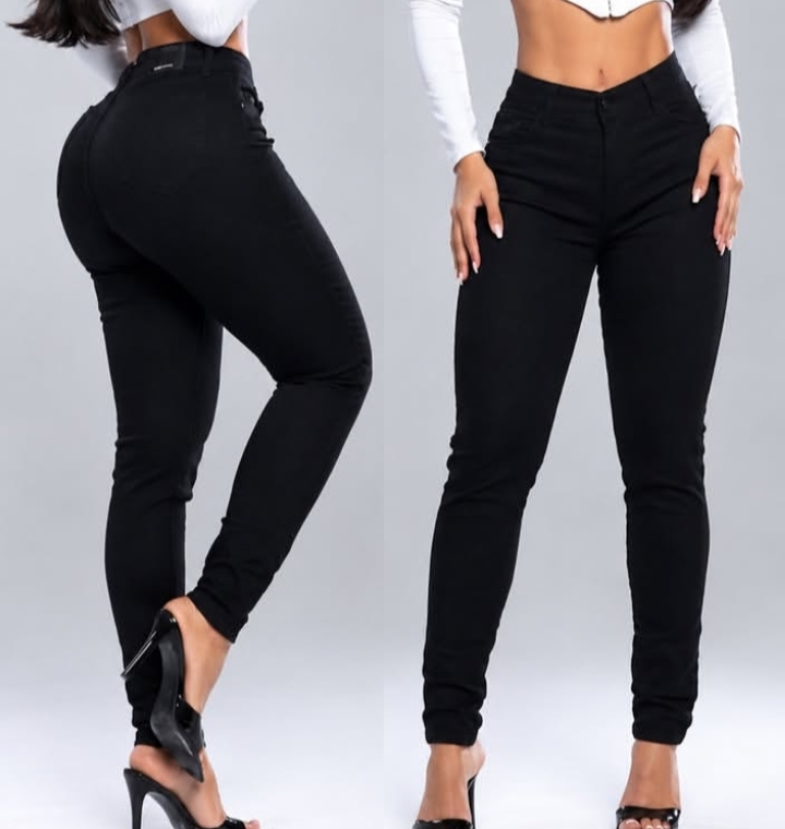 Calça feminina preta