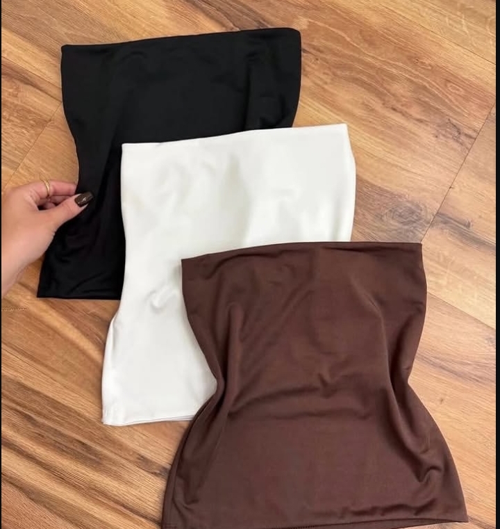 Blusas femininas sem alça em preto, branco e marrom